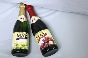 شامپاین می انگور 250 میل May